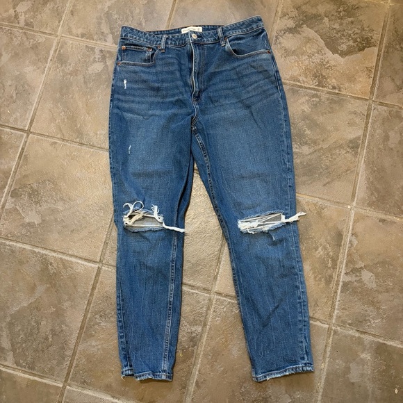 Abercrombie & Fitch Denim - Abercrombie & Fitch Ripped Blue Ankle Jeans